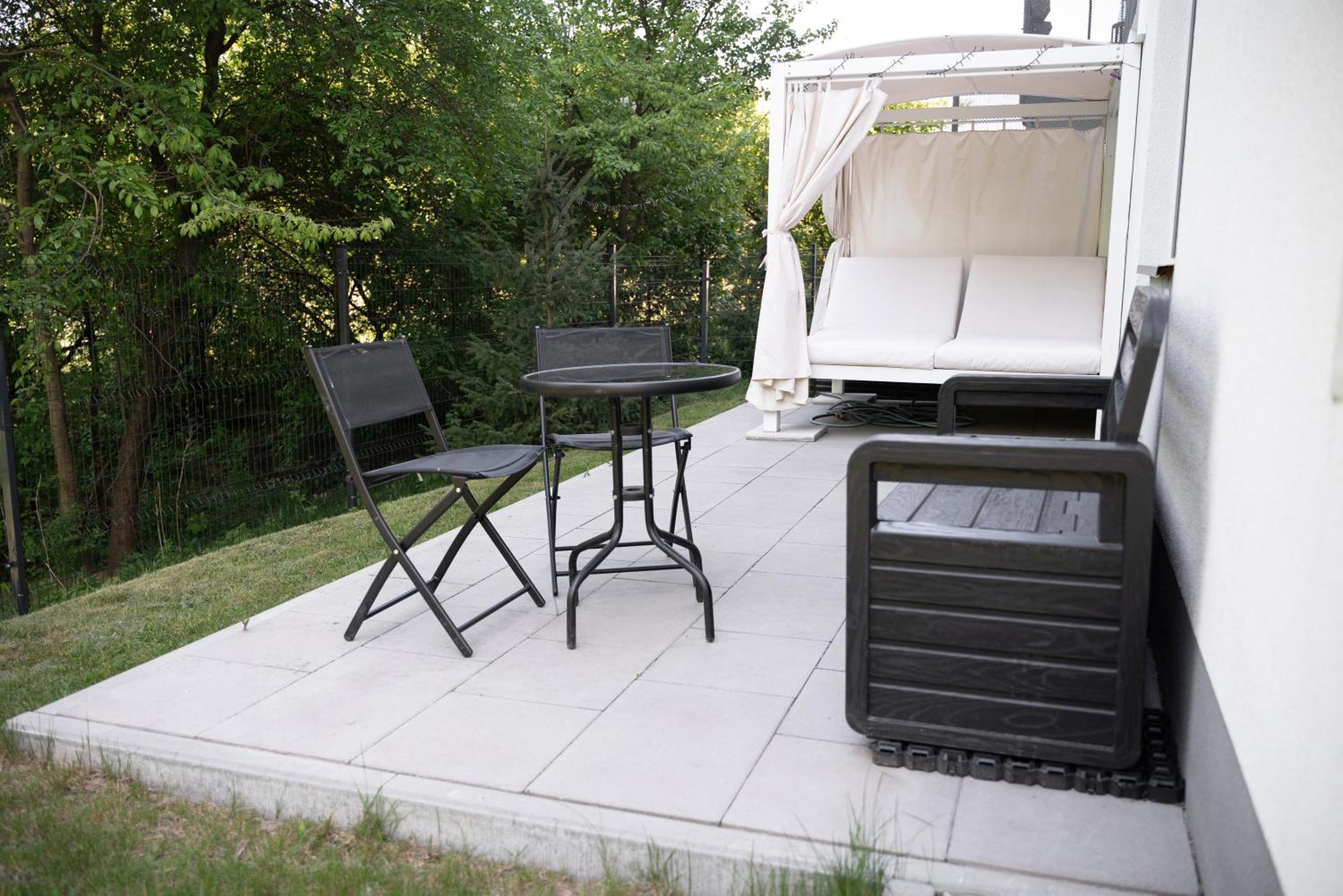 Comfortable Flat With Garden