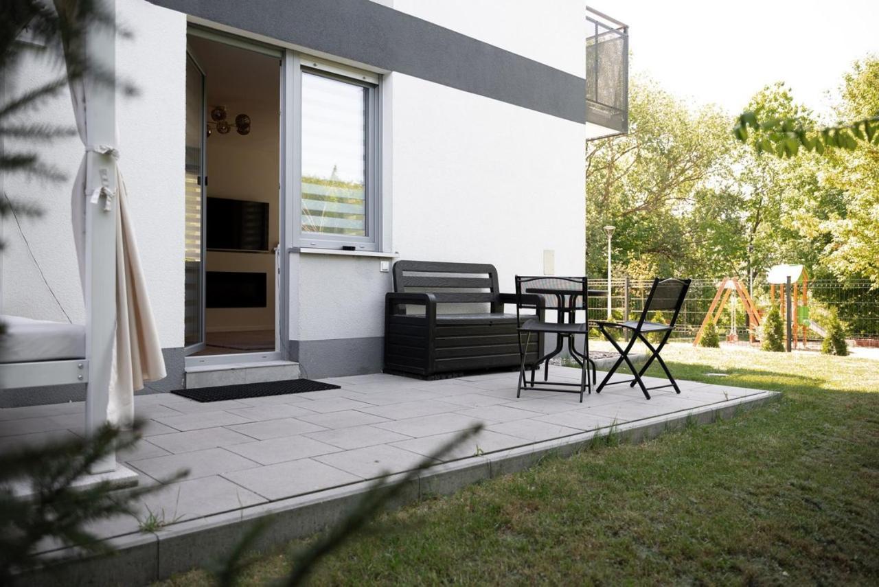 Comfortable Flat With Garden Apartment Posen